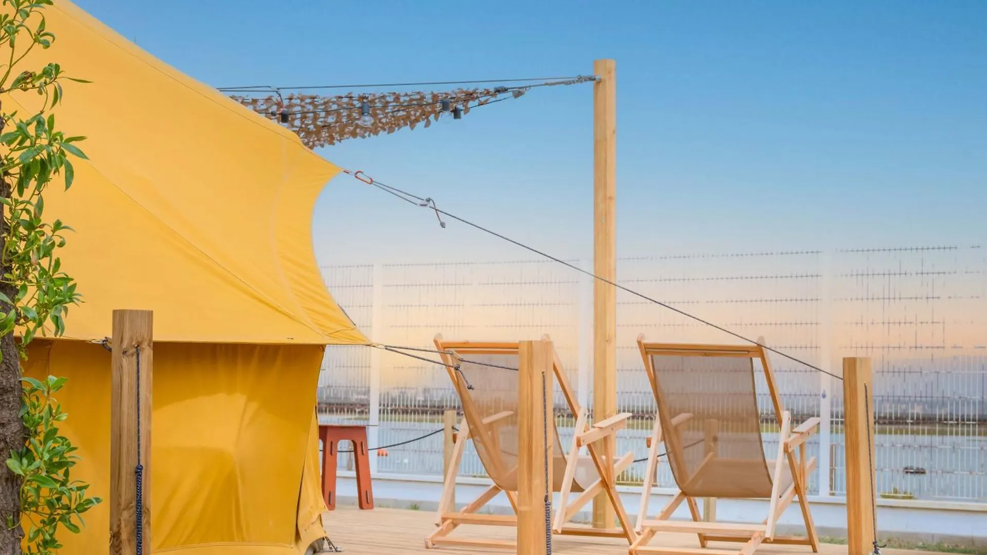 Glamping Camp Faro Hotel 0*,