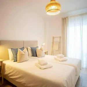 Modern 3br W/ Lg Terrace, Bbq, Ac & Parking Tavira