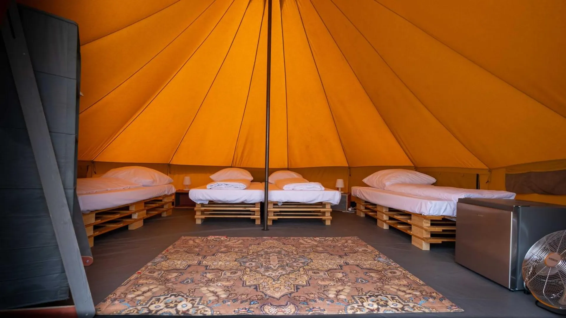 Glamping Camp Faro Hotel Luxury tent